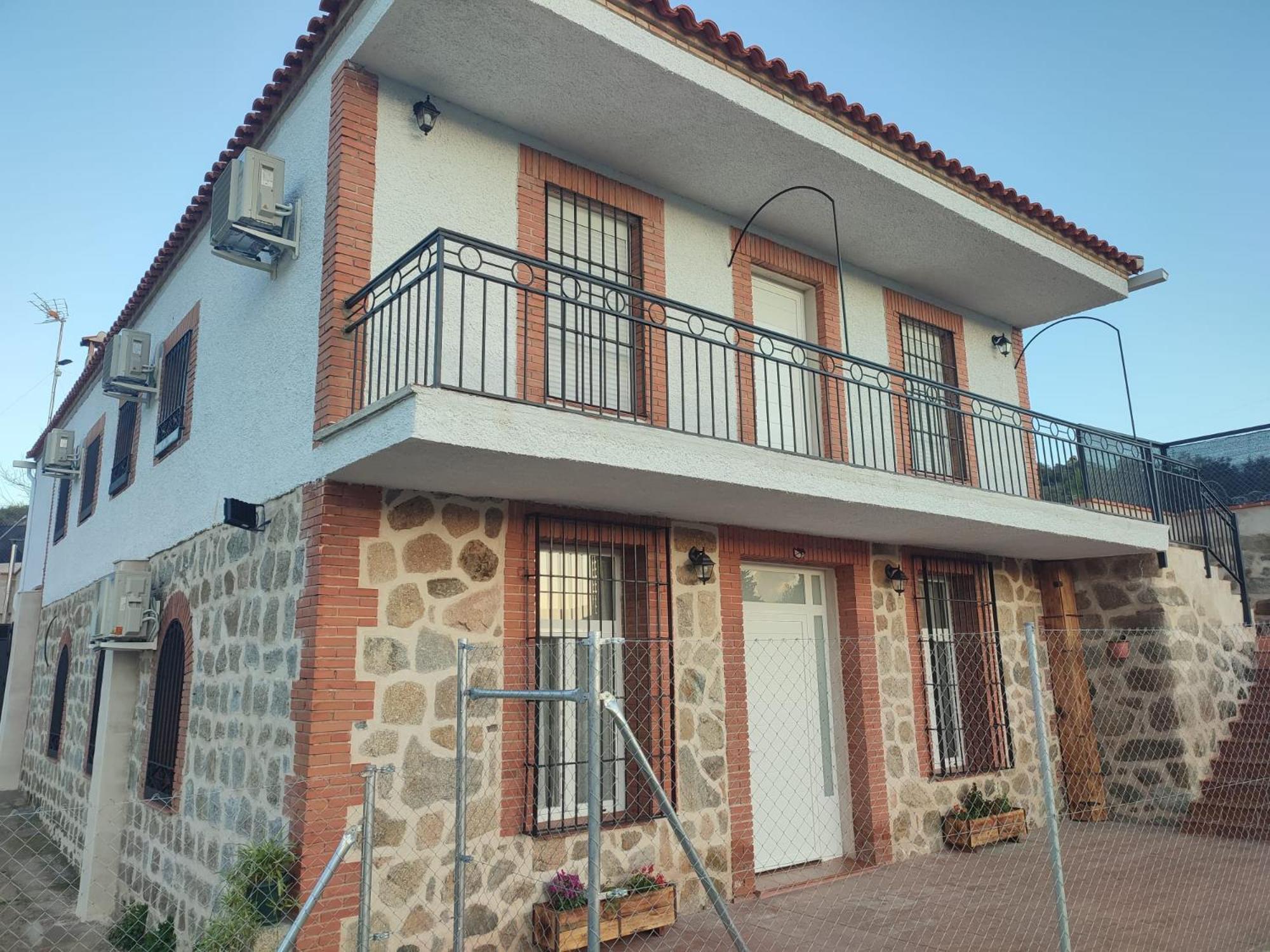 Holiday home Turistico La Cantuergana San Martin de Montalban